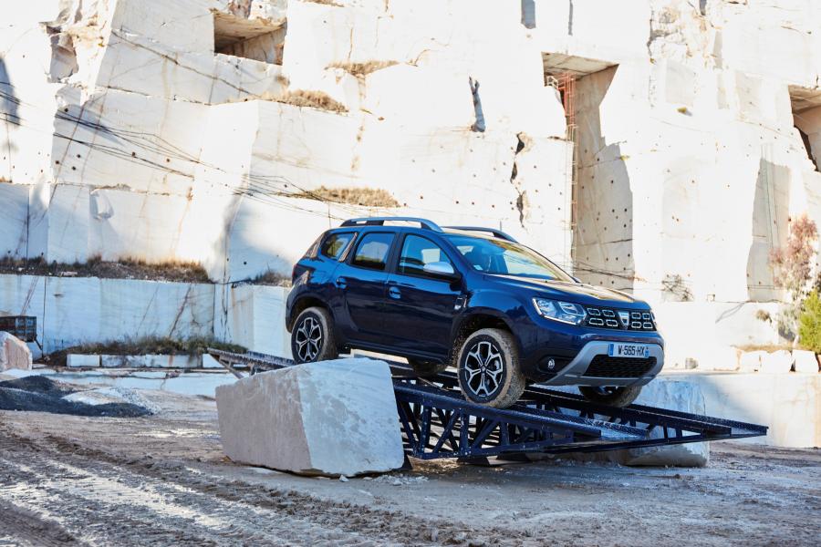  Dacia Duster 2017 года  (WW) (фото 122 из 257)
